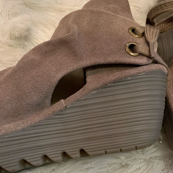 Fly London Yema Open Toe Suede Wedge - Picture 13 of 14